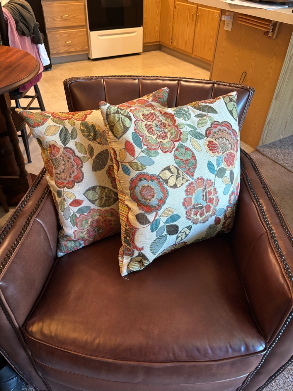 Pier 1 Vintage Mid Century Large Floral & Stripe Throw Pillows. Set of 2.